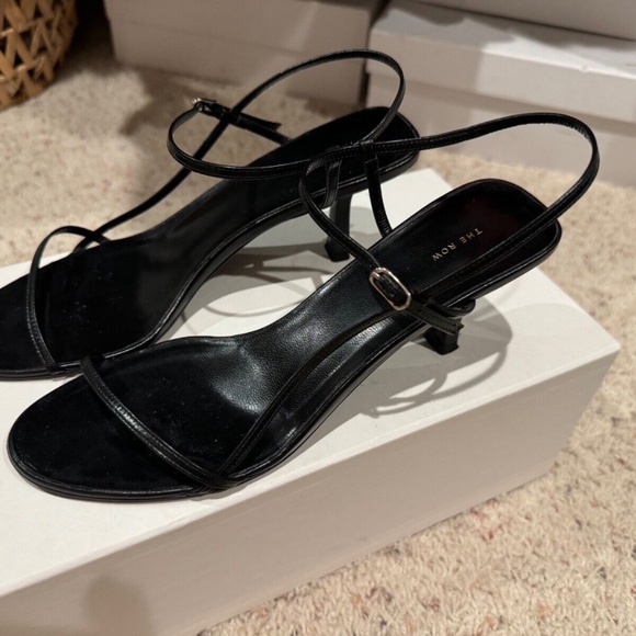 The Row Women's Black Bare Leather Sandals Size 37.5 - Picture 5 of 6